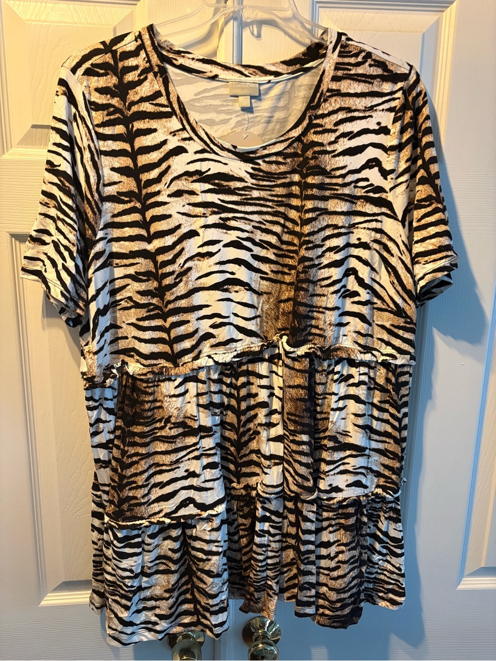 Women’s Short Sleeve Tiered Zebra Print Tee - Brown/White